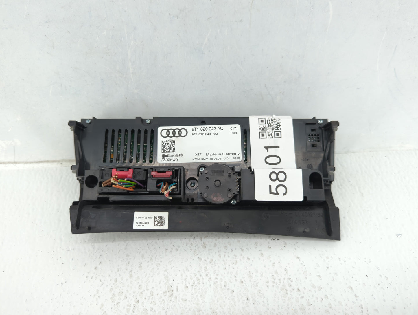 2009-2012 Audi A4 Climate Control Module Temperature AC/Heater Replacement P/N:8T1 820 043 AQ Fits OEM Used Auto Parts - Oem