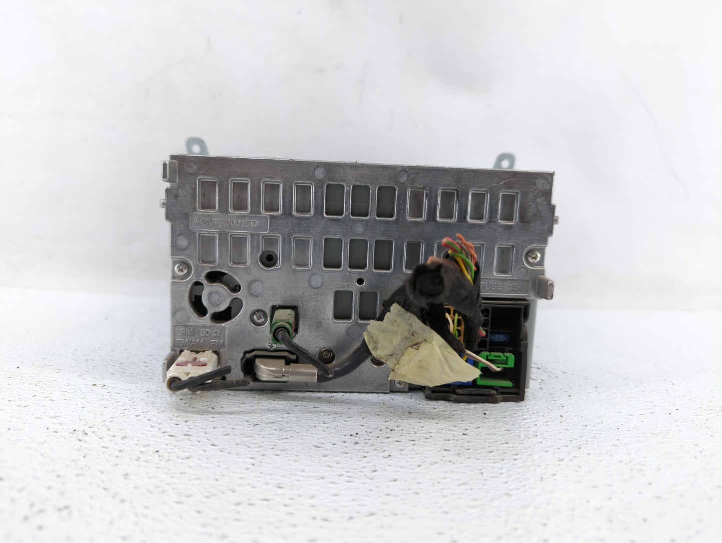 2010-2012 Audi A4 Quattro Radio AM FM Cd Player Receiver Replacement P/N:8T1 035 186 R 4G0035082C Fits OEM Used Auto Parts -