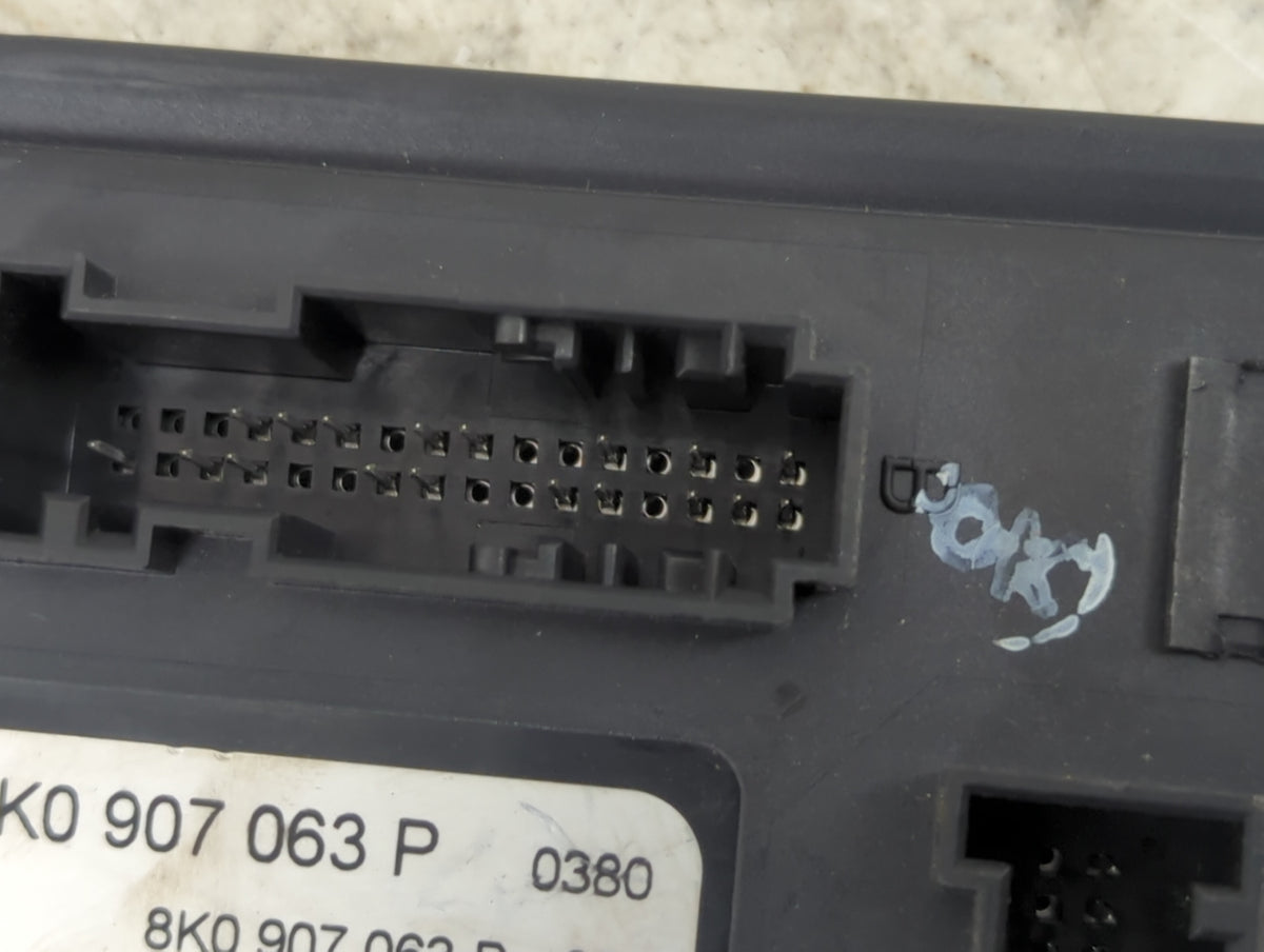 2009-2012 Audi Q5 Body Control Module Bcm Inner Cabin Fuse Box - Oemusedautoparts1.com