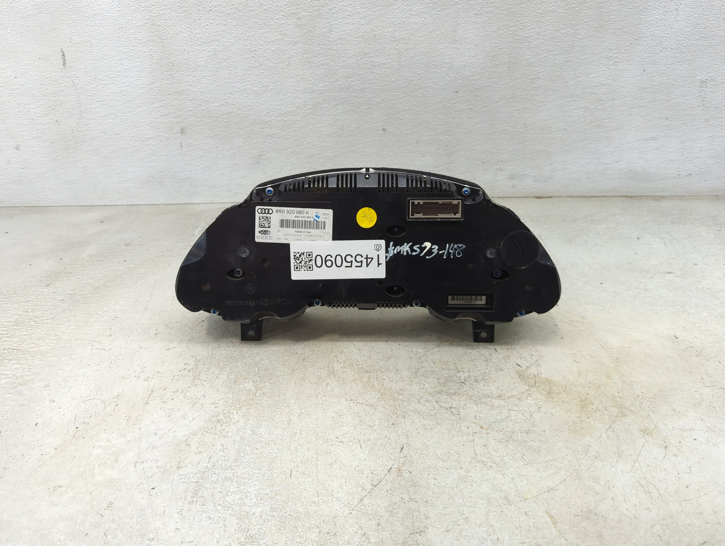 2009-2010 Audi Q5 Instrument Cluster Speedometer Gauges P/N:8R0920980K 503002381302 Miles: Fits Fits 2009 2010 OEM Used Auto