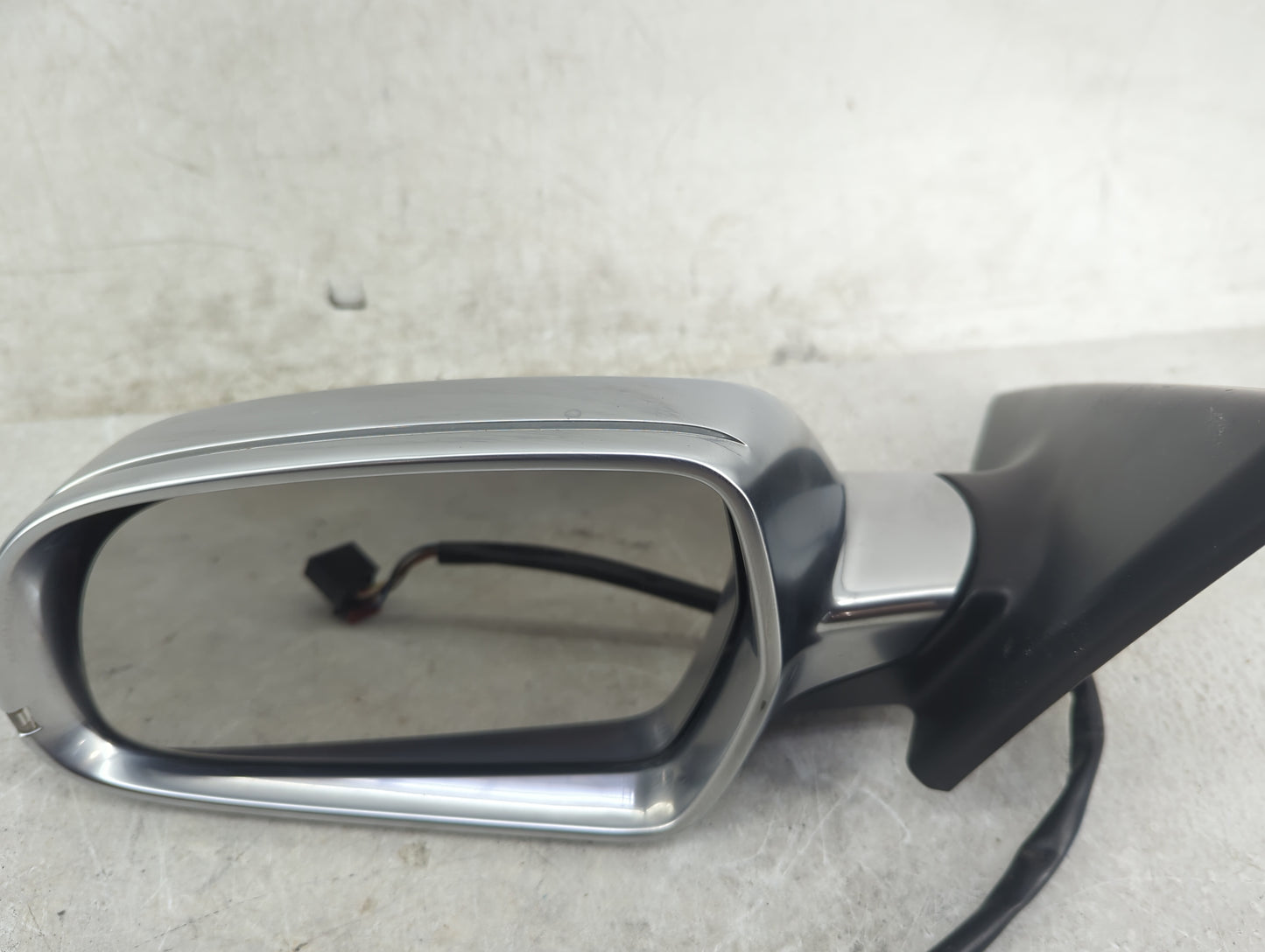 2010-2014 Audi S5 Driver Side View Mirror - Left Door Mirror OEM Used - Oemusedautoparts1.com