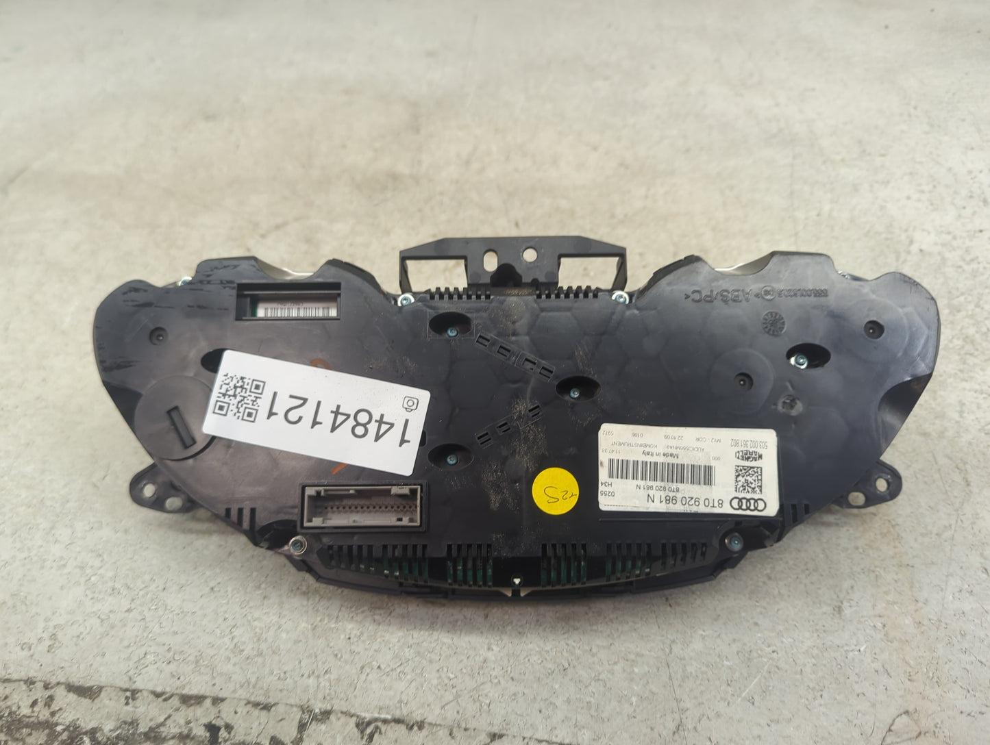 2010 Audi S5 Instrument Cluster Speedometer Gauges P/N:8T0920981N 503002361802 Miles: Fits OEM Used Auto Parts - Oemusedauto