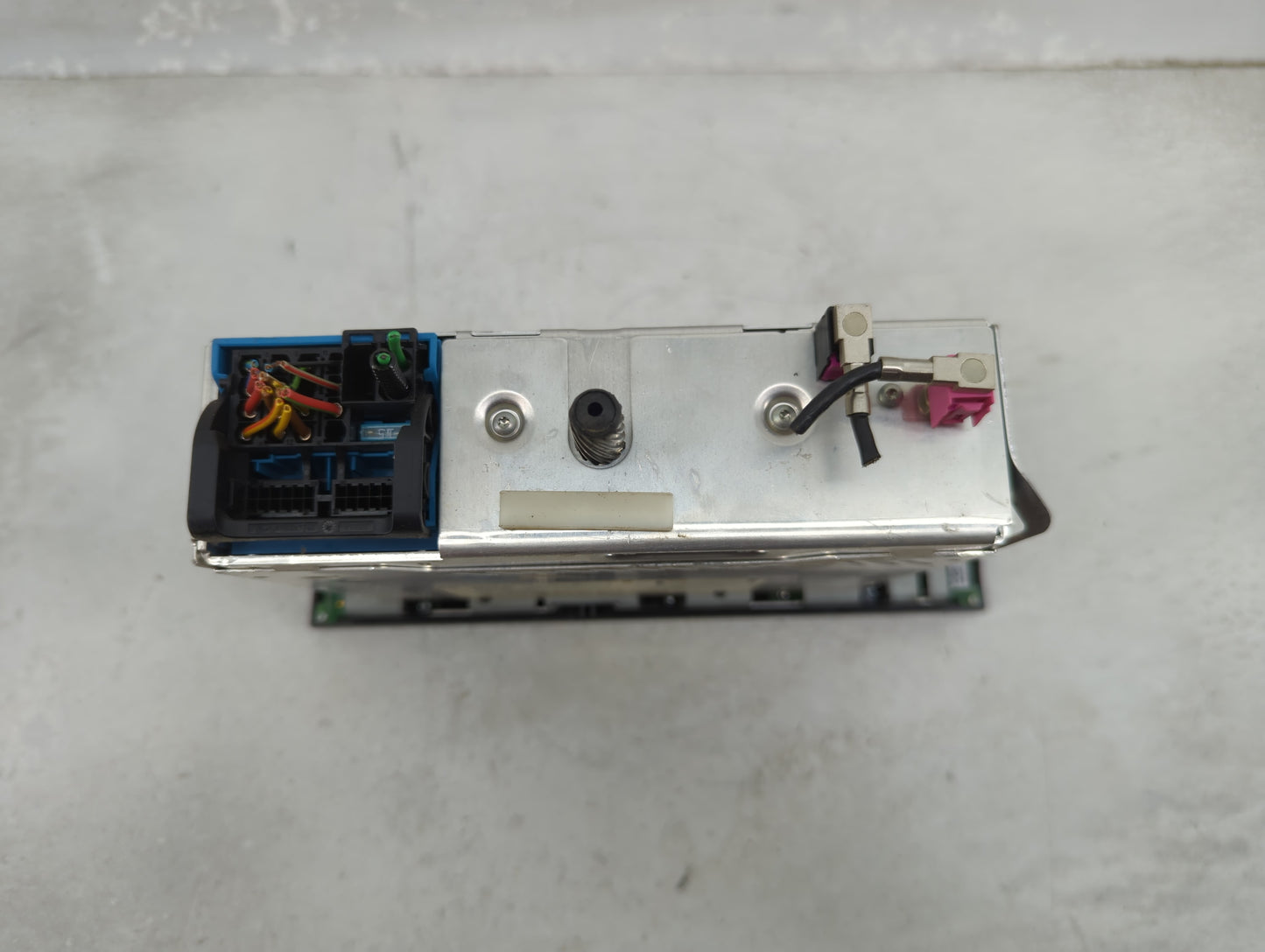 2010-2013 Bmw 328i Radio AM FM Cd Player Receiver Replacement P/N:A2C53385946 9226405-01 Fits OEM Used Auto Parts - Oemuseda