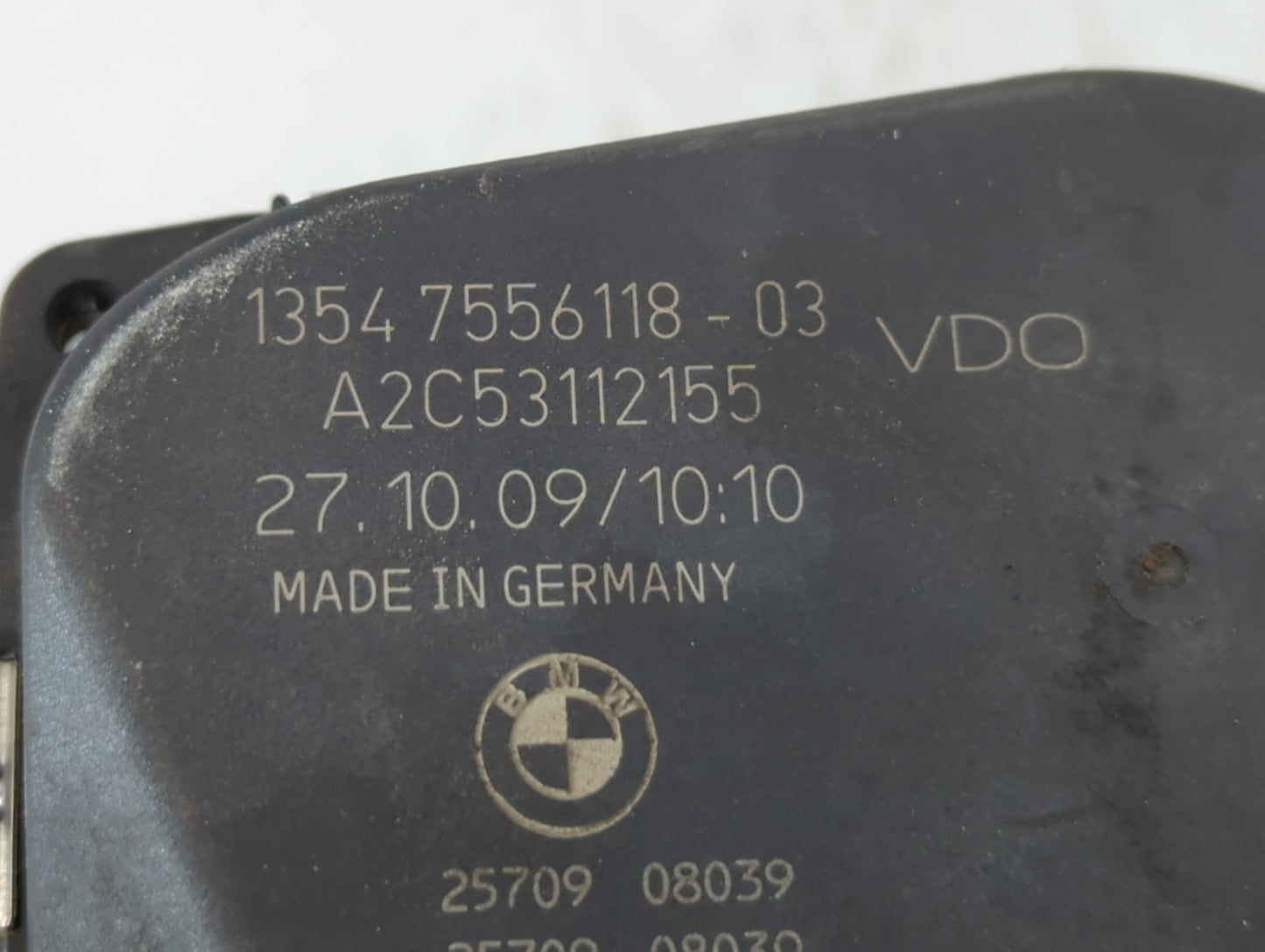 2008-2011 Bmw 528i Throttle Body P/N:1354 7556118 -03 A2C53112155 Fits Fits 2007 2008 2009 2010 2011 2012 2013 OEM Used Auto