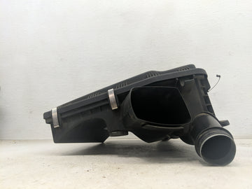 2008-2010 Bmw 535i Air Cleaner Intake-duct Hose Tube 1464695