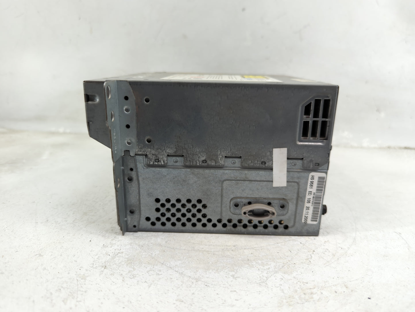 2010-2012 Bmw 750i Radio AM FM Cd Player Receiver Replacement P/N:922339601 9 223 396 01 Fits Fits 2010 2011 2012 OEM Used A