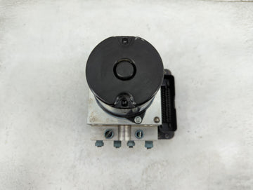2010-2012 Bmw 750i ABS Pump Control Module Replacement P/N:6777697-01 Fits Fits 2010 2011 2012 2013 OEM Used Auto Parts