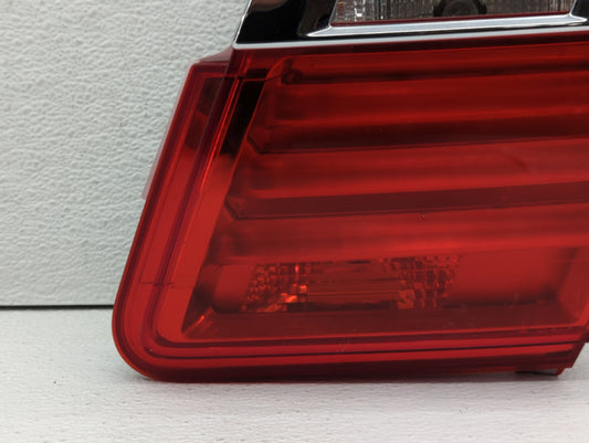 2009-2012 Bmw 750i Tail Light Assembly Passenger Right OEM P/N:7182206 Fits Fits 2009 2010 2011 2012 OEM Used Auto Parts