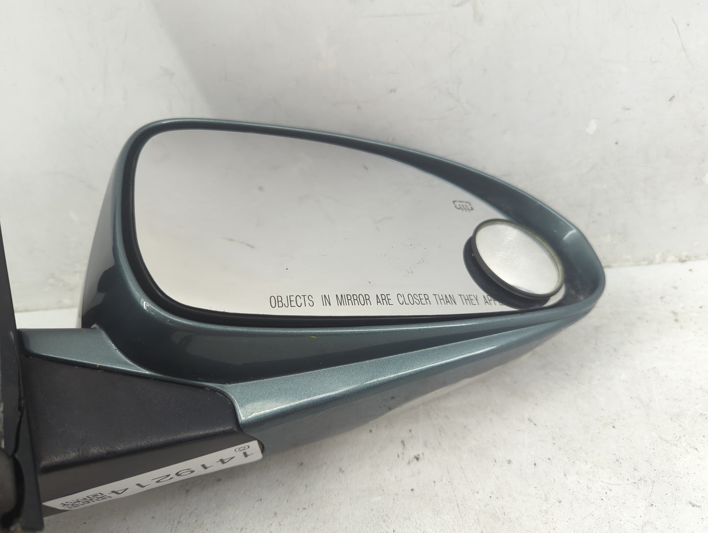 2008-2017 Buick Enclave Passenger Side View Mirror - Right Door Mirror OEM Used - Oemusedautoparts1.com