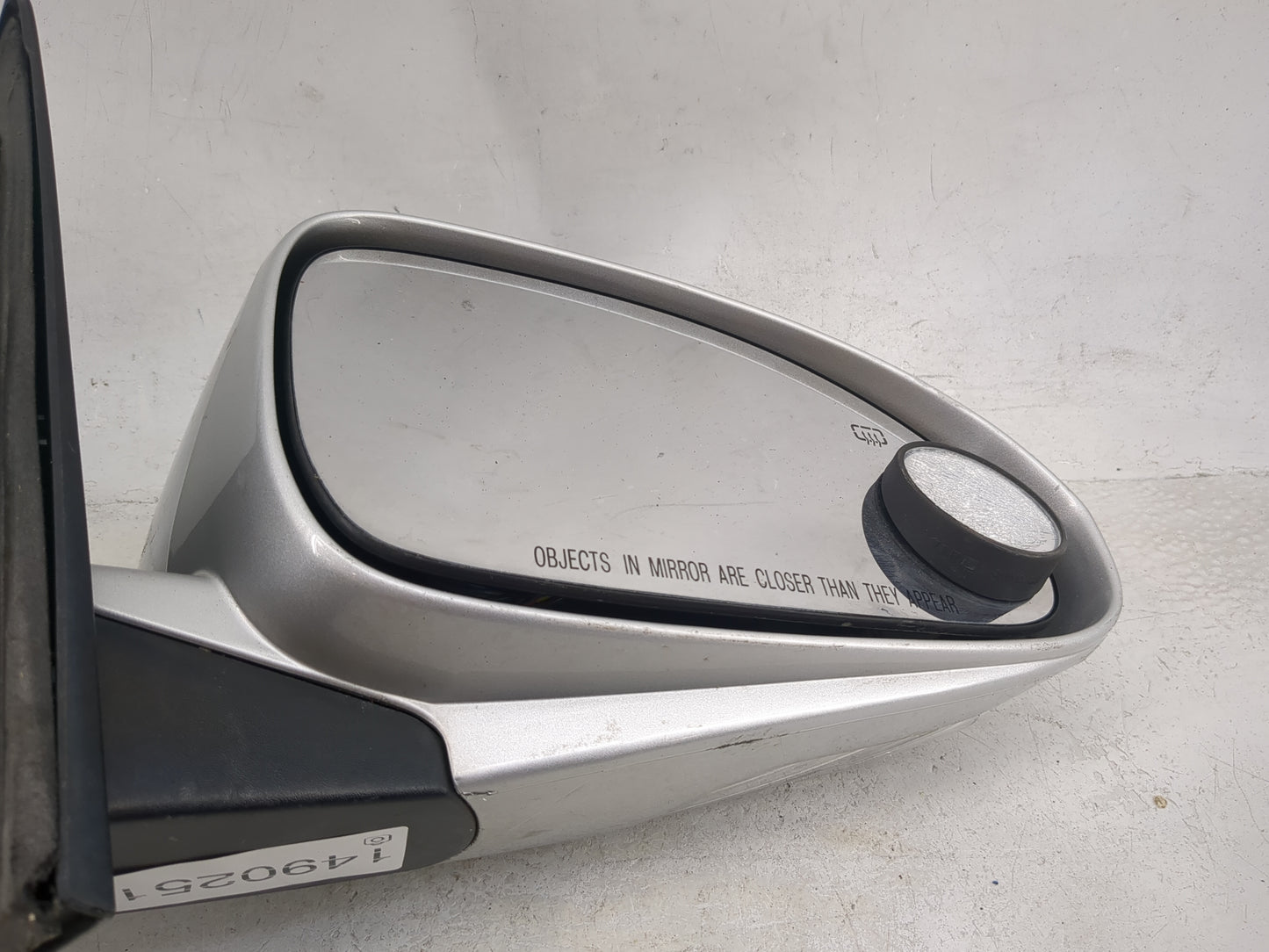 2008-2012 Buick Enclave Passenger Side View Mirror - Right Door Mirror OEM Used - Oemusedautoparts1.com