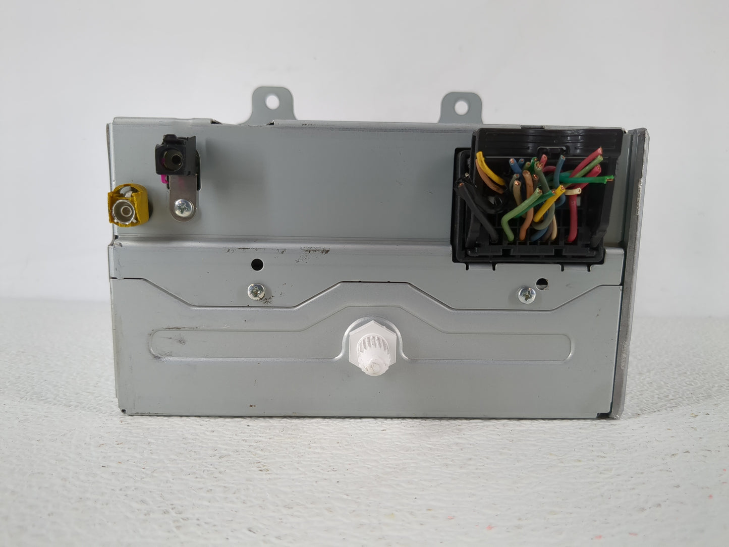 2010-2012 Buick Lacrosse Radio AM FM Cd Player Receiver Replacement P/N:20907419 Fits Fits 2010 2011 2012 OEM Used Auto Part