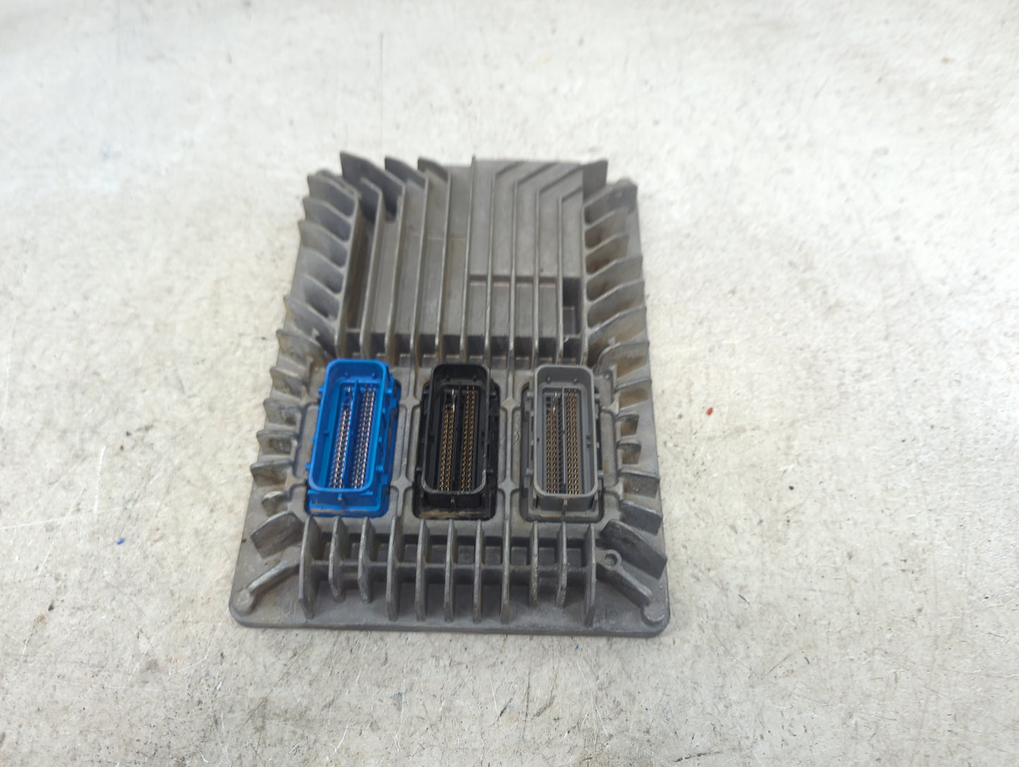 2010-2011 Buick Lacrosse PCM Engine Control Computer ECU ECM PCU OEM P/N:12637157 12637106 Fits Fits 2010 2011 2012 2013 OEM