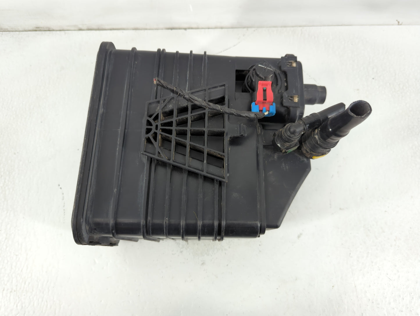 2010 Buick Lacrosse Fuel Vapor Charcoal Canister 784795 - Oemusedautoparts1.com
