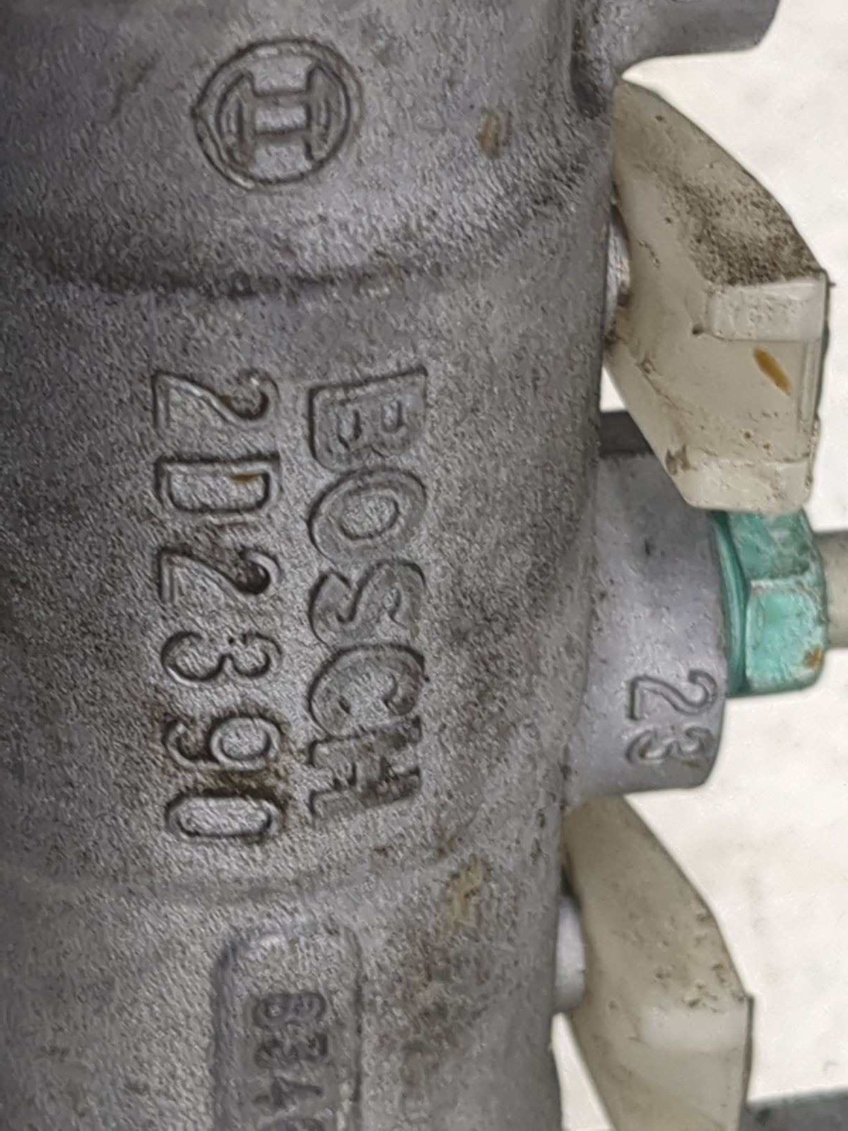 Buick Lucerne Brake Master Cylinder 1497765 - Oemusedautoparts1.com