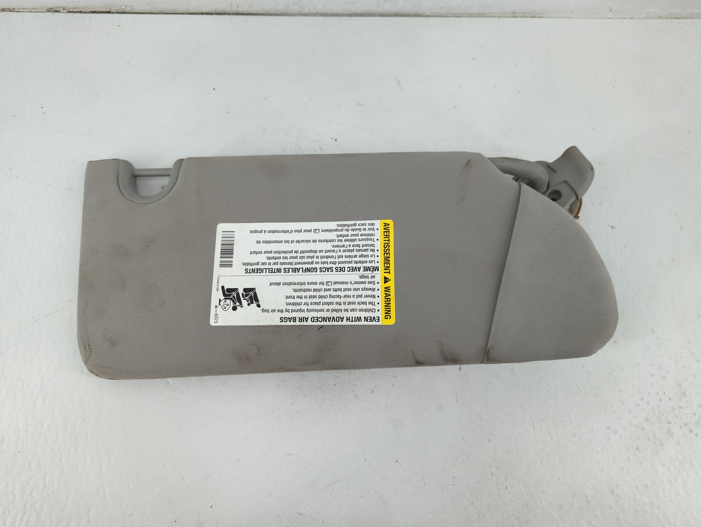 2008-2011 Cadillac Dts Sun Visor Shade Replacement Driver Left Mirror Fits Fits 2008 2009 2010 2011 OEM Used Auto Parts - Oe