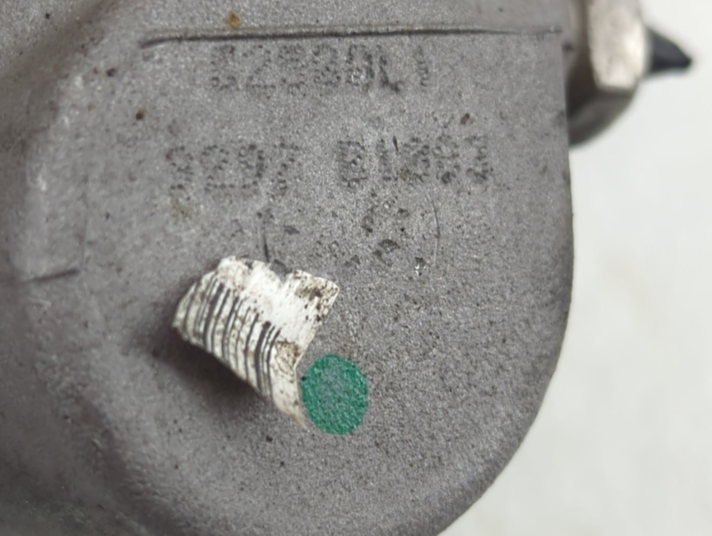 2009-2014 Cadillac Escalade Brake Master Cylinder - Oemusedautoparts1.com