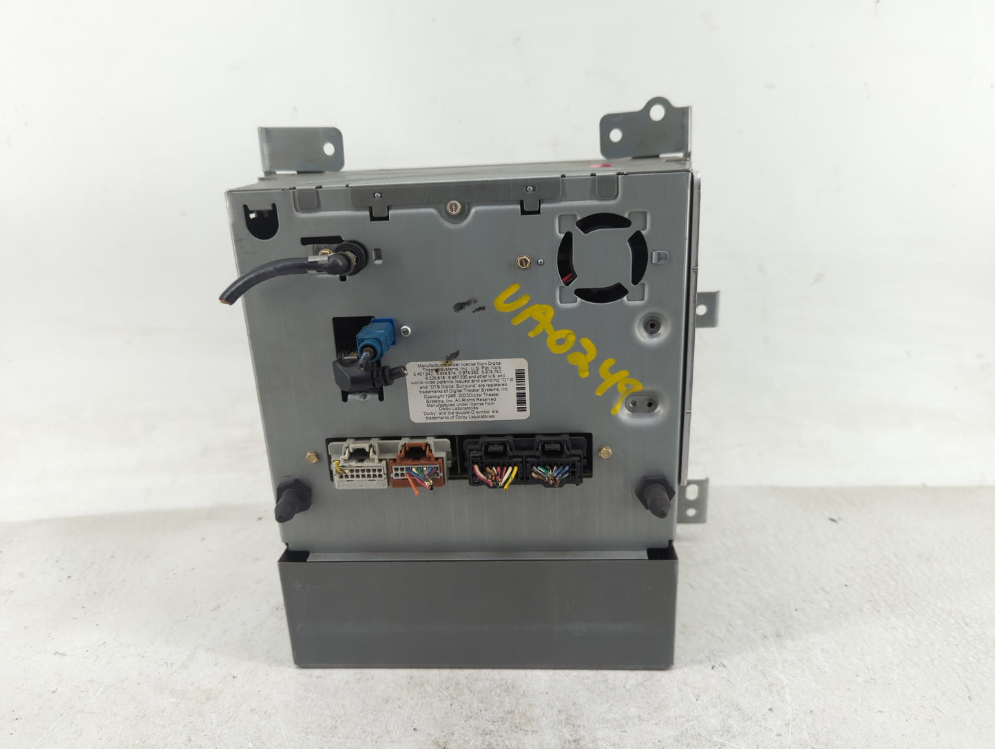 2010 Cadillac Escalade Radio AM FM Cd Player Receiver Replacement P/N:20902104 Fits OEM Used Auto Parts - Oemusedautoparts1.
