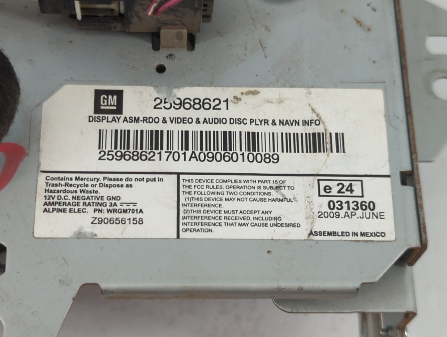 2010-2012 Cadillac Srx Information Display Screen - Oemusedautoparts1.com