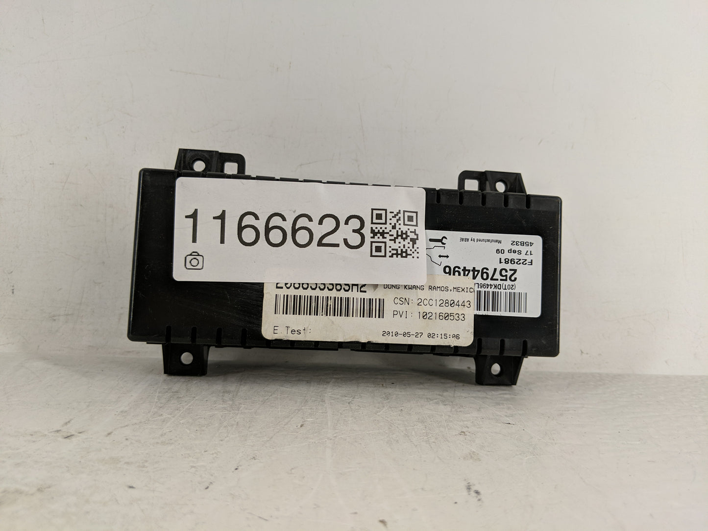 2010-2012 Cadillac Srx Radio AM FM Cd Player Receiver Replacement P/N:25794496 Fits Fits 2010 2011 2012 OEM Used Auto Parts