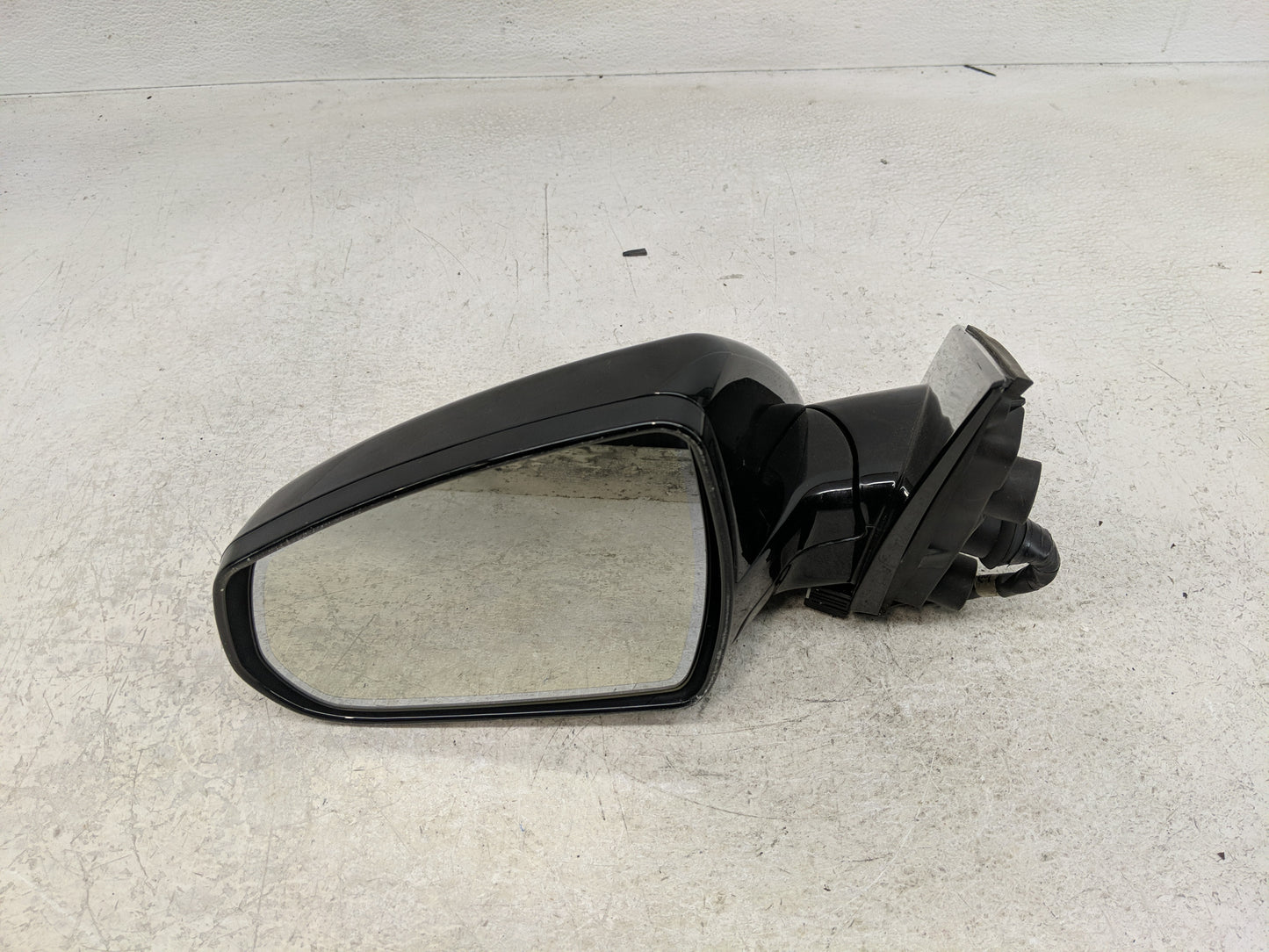 2010 Cadillac Srx Driver Side View Mirror - Left Door Mirror OEM Used - Oemusedautoparts1.com
