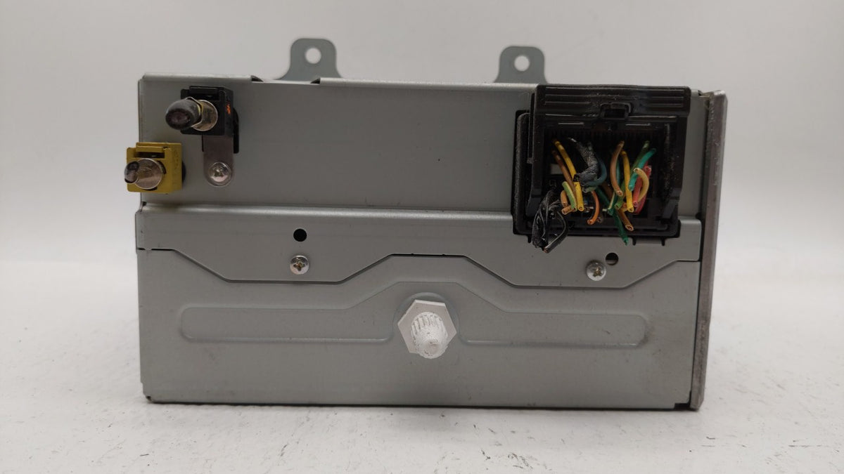 2010-2010 Cadillac Srx Am Fm Cd Player Radio Receiver 228401 - Oemusedautoparts1.com