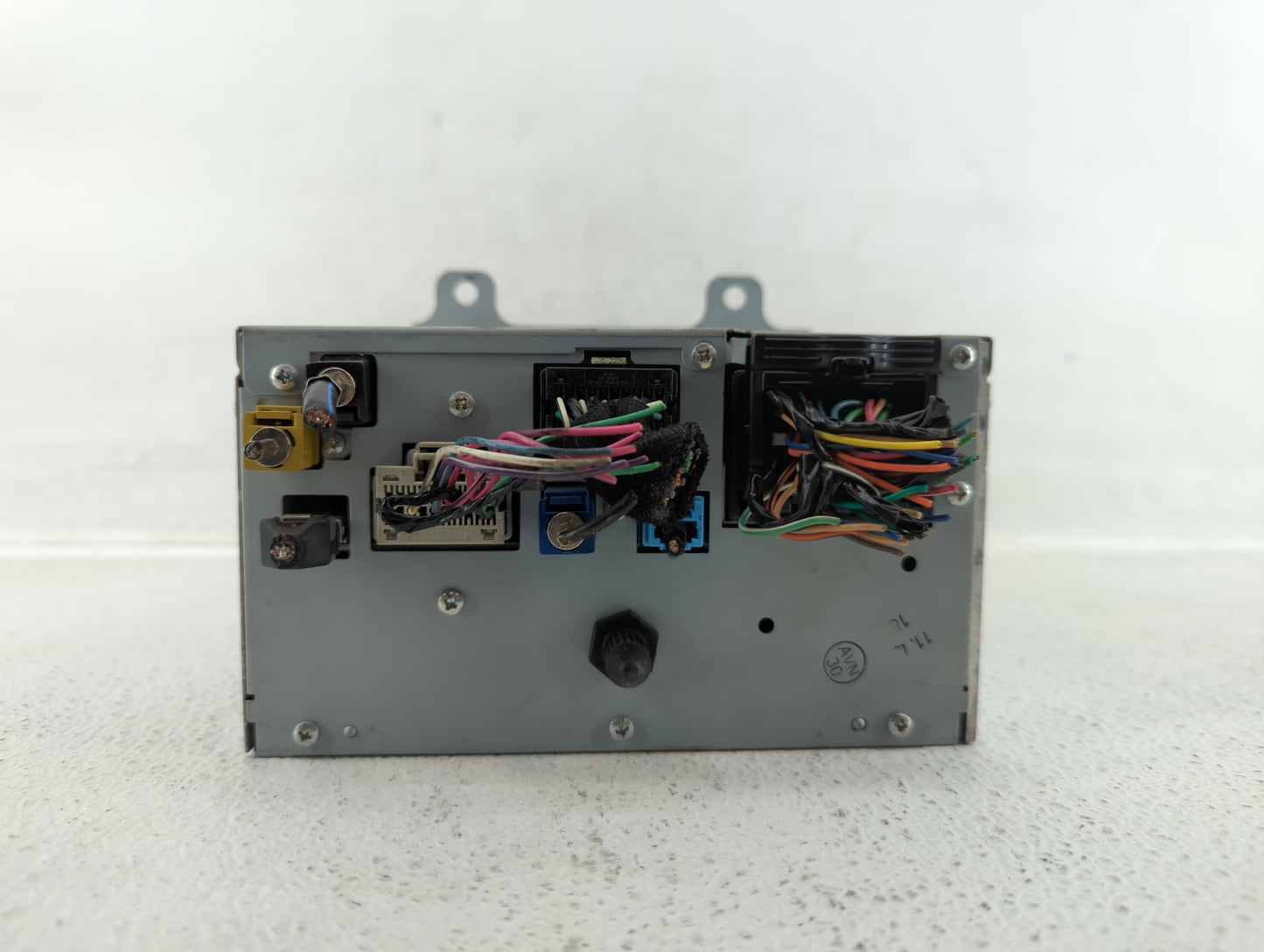 2010-2010 Cadillac Srx Am Fm Cd Player Radio Receiver - Oemusedautoparts1.com