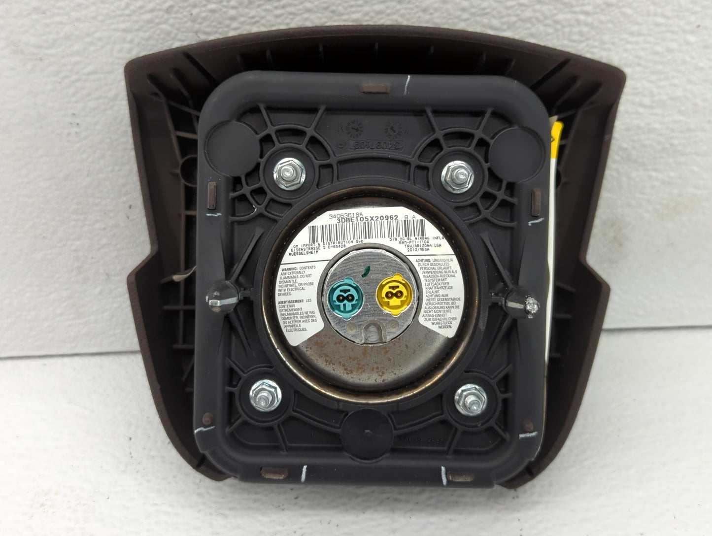 2010 Cadillac Srx Air Bag Driver Left Steering Wheel Mounted P/N:25943116 Fits OEM Used Auto Parts - Oemusedautoparts1.com