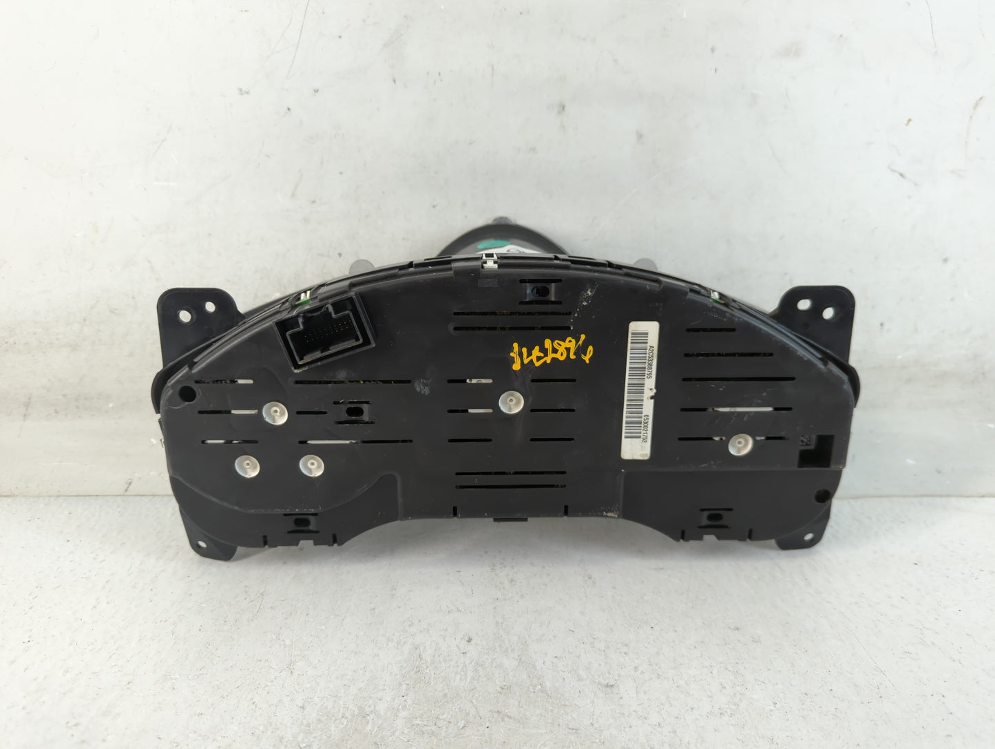 2010 Cadillac Srx Instrument Cluster Speedometer Gauges P/N:20913773 Fits OEM Used Auto Parts - Oemusedautoparts1.com