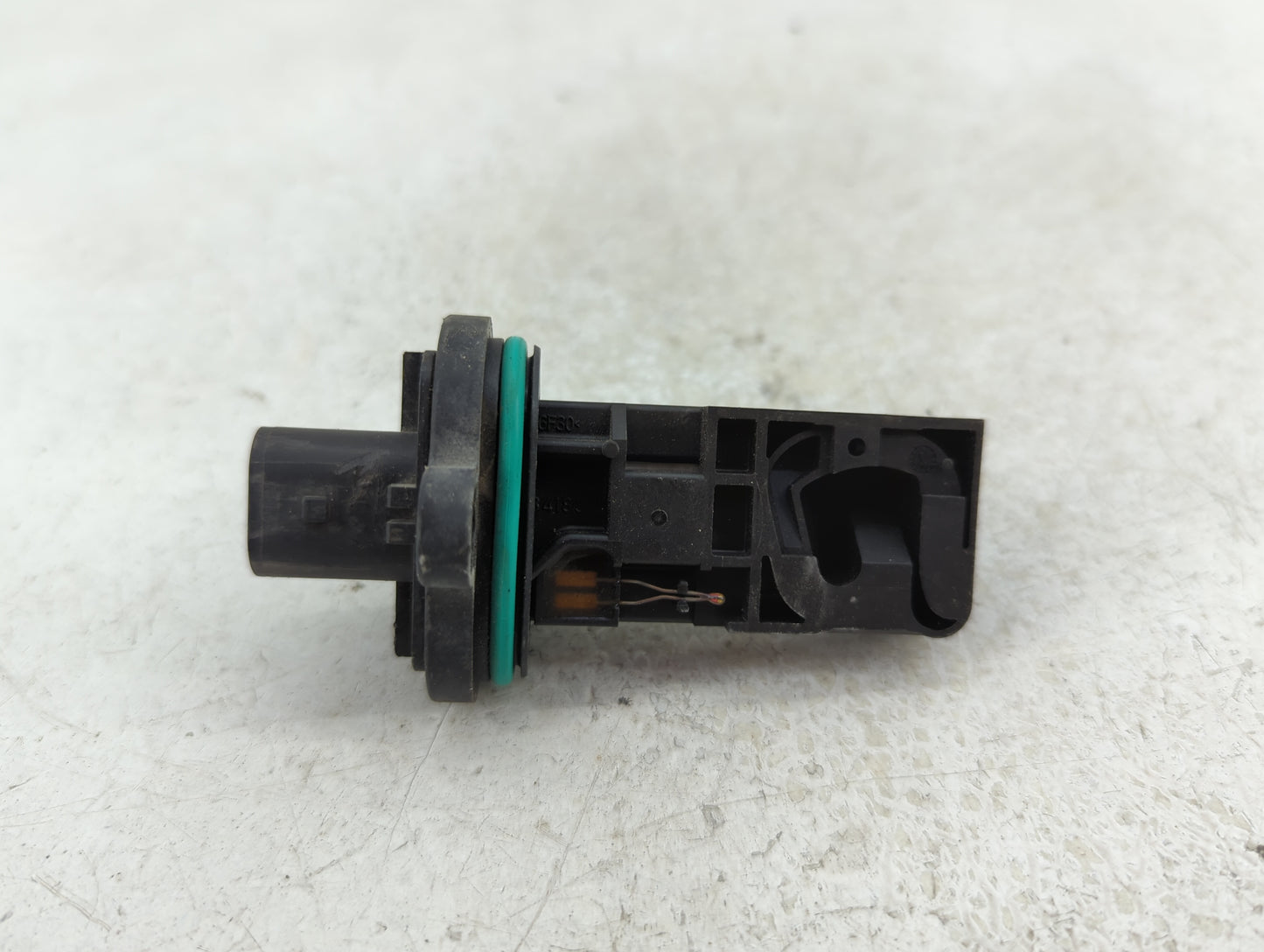 2010-2011 Chevrolet Camaro Mass Air Flow Meter Maf - Oemusedautoparts1.com