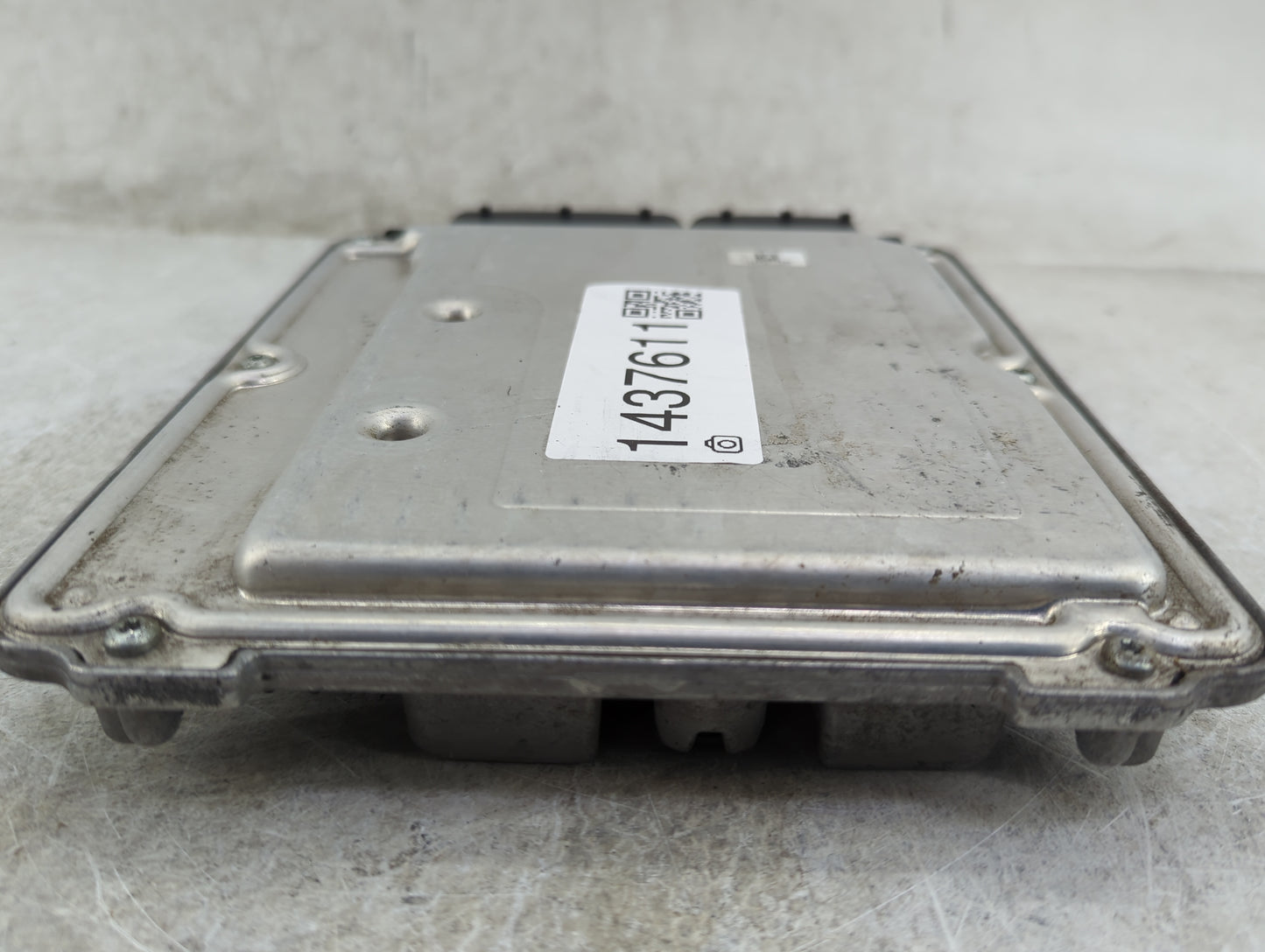 2010-2011 Chevrolet Camaro PCM Engine Control Computer ECU ECM PCU OEM P/N:12633842 12617230, 0261S02727 Fits Fits 2010 2011