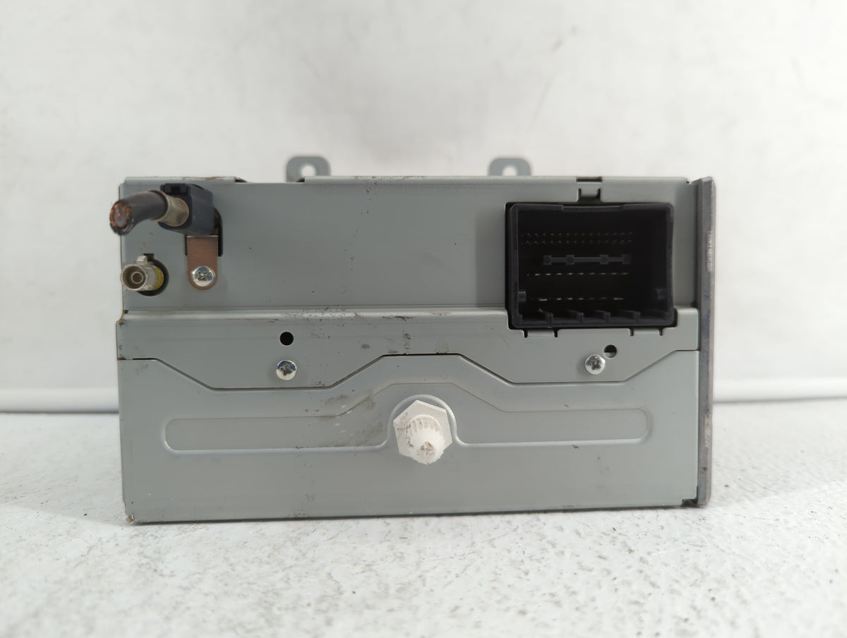 2010-2010 Chevrolet Camaro Am Fm Cd Player Radio Receiver 373028 - Oemusedautoparts1.com
