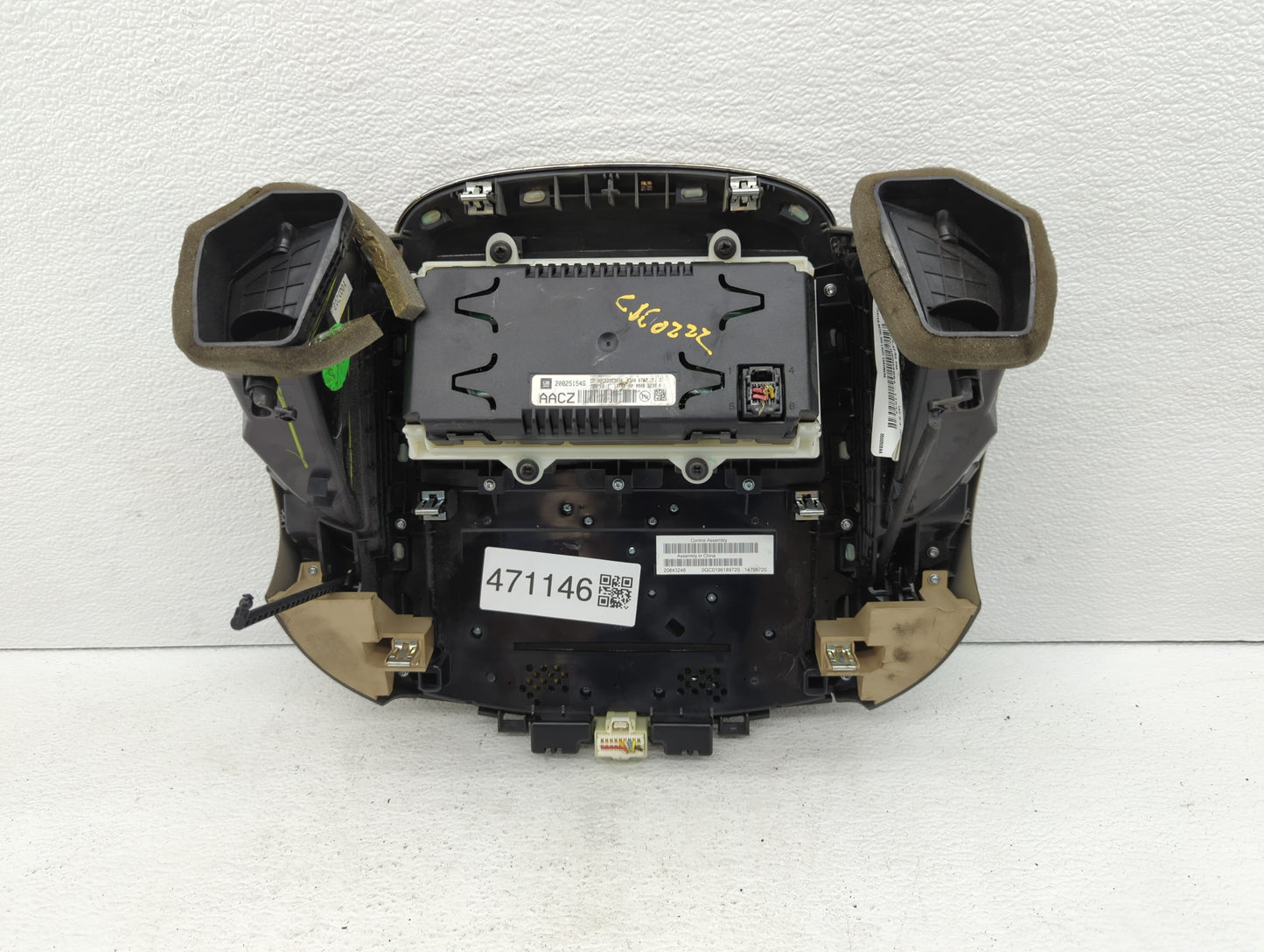 2010-2010 Chevrolet Camaro Radio Control Panel - Oemusedautoparts1.com
