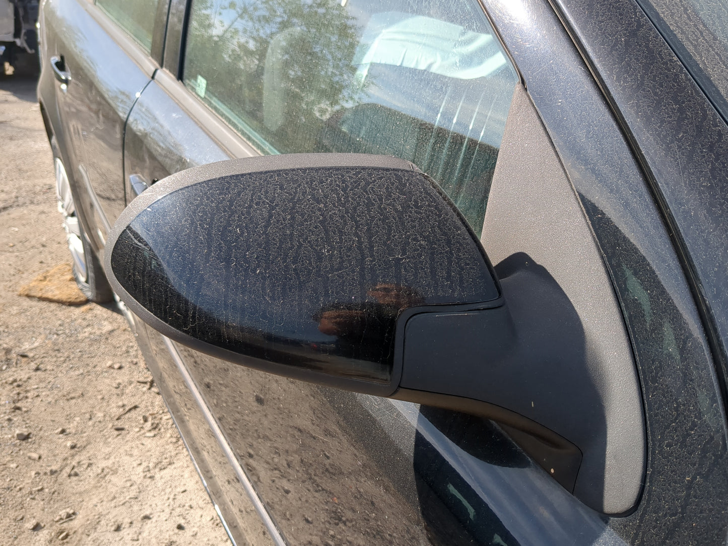 2005-2010 Chevrolet Cobalt Passenger Side View Mirror - Right Door Mirror OEM Used - Oemusedautoparts1.com