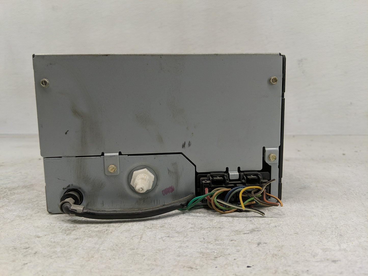2009-2010 Chevrolet Cobalt Radio AM FM Cd Player Receiver Replacement P/N:25834576 Fits Fits 2009 2010 OEM Used Auto Parts -