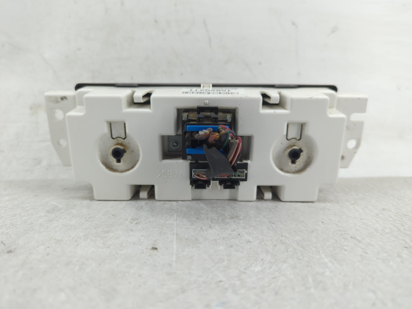 2005-2010 Chevrolet Cobalt Climate Control Module Temperature AC/Heater Replacement P/N:15890411 Fits OEM Used Auto Parts -