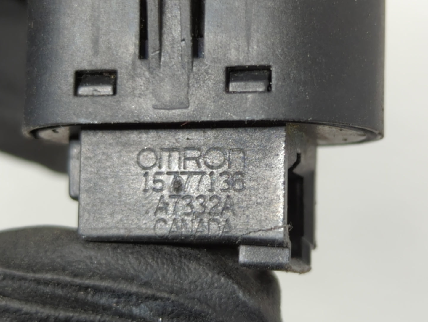 2005-2010 Chevrolet Cobalt Master Power Window Switch Replacement Driver Side Left P/N:A7332A 15777136 Fits OEM Used Auto Pa