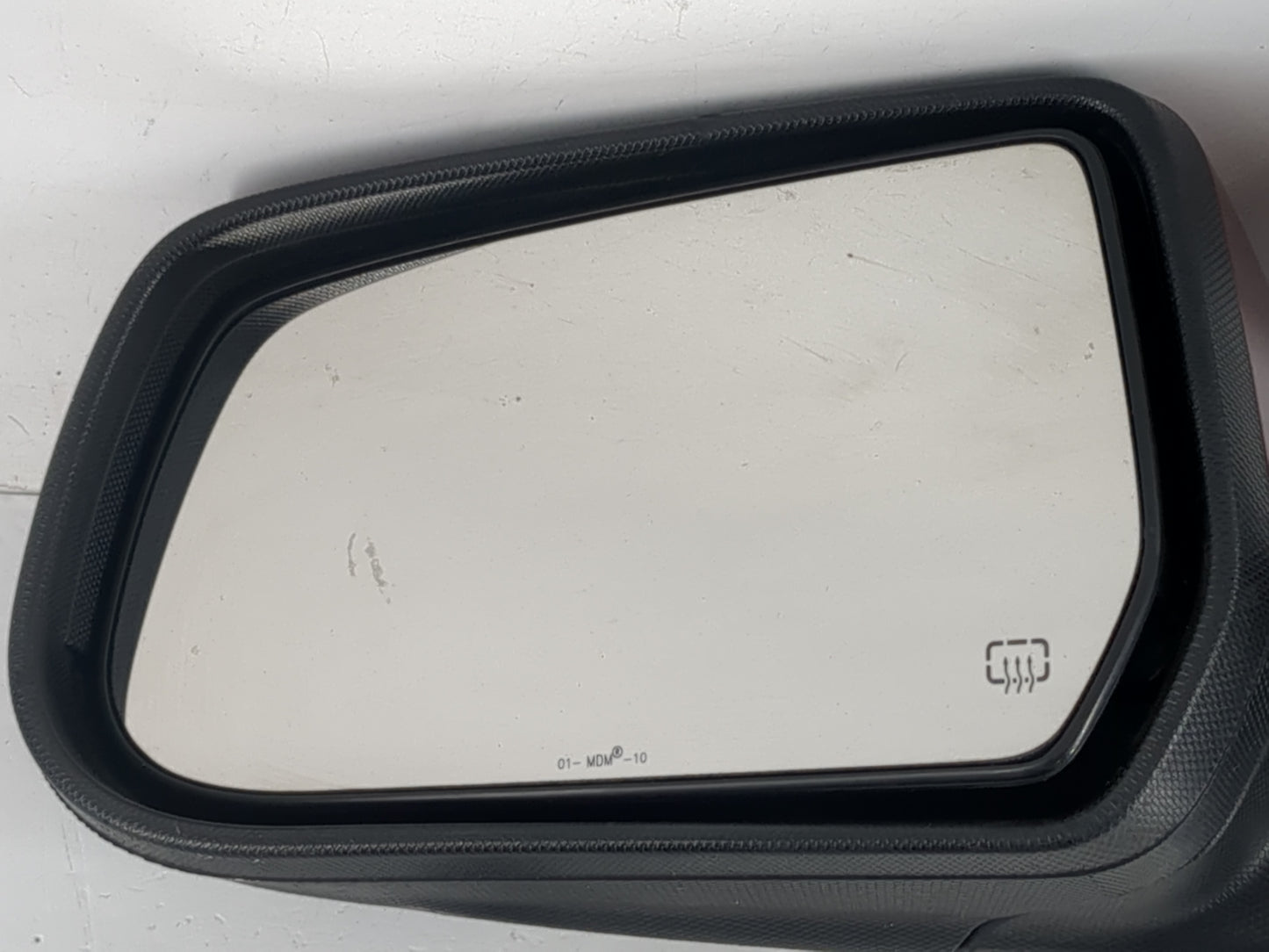 2010-2011 Chevrolet Equinox Driver Side View Mirror - Left Door Mirror OEM Used - Oemusedautoparts1.com