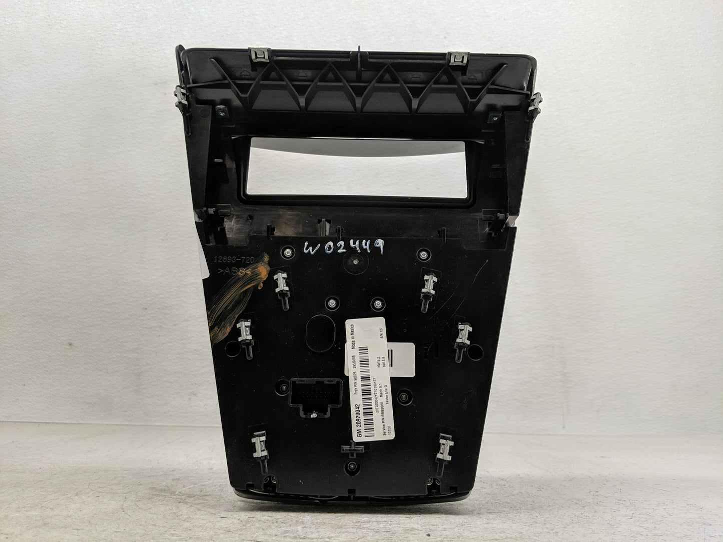 2010 Chevrolet Equinox Radio Control Panel - Oemusedautoparts1.com