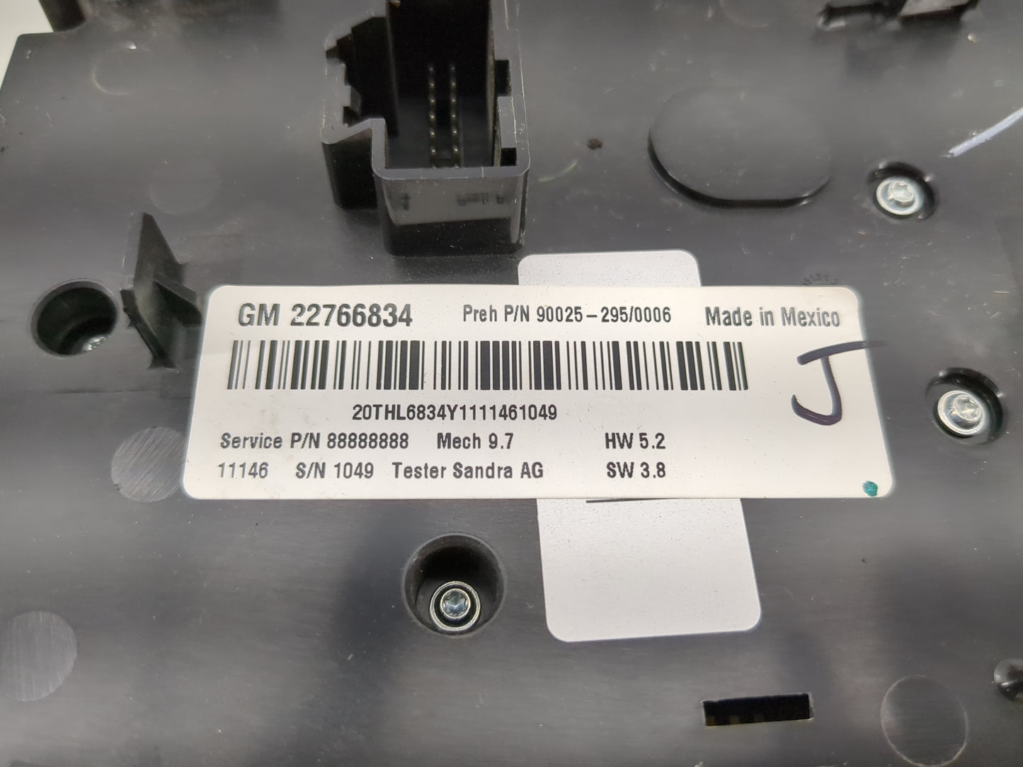 2010-2011 Chevrolet Equinox Radio Control Panel - Oemusedautoparts1.com
