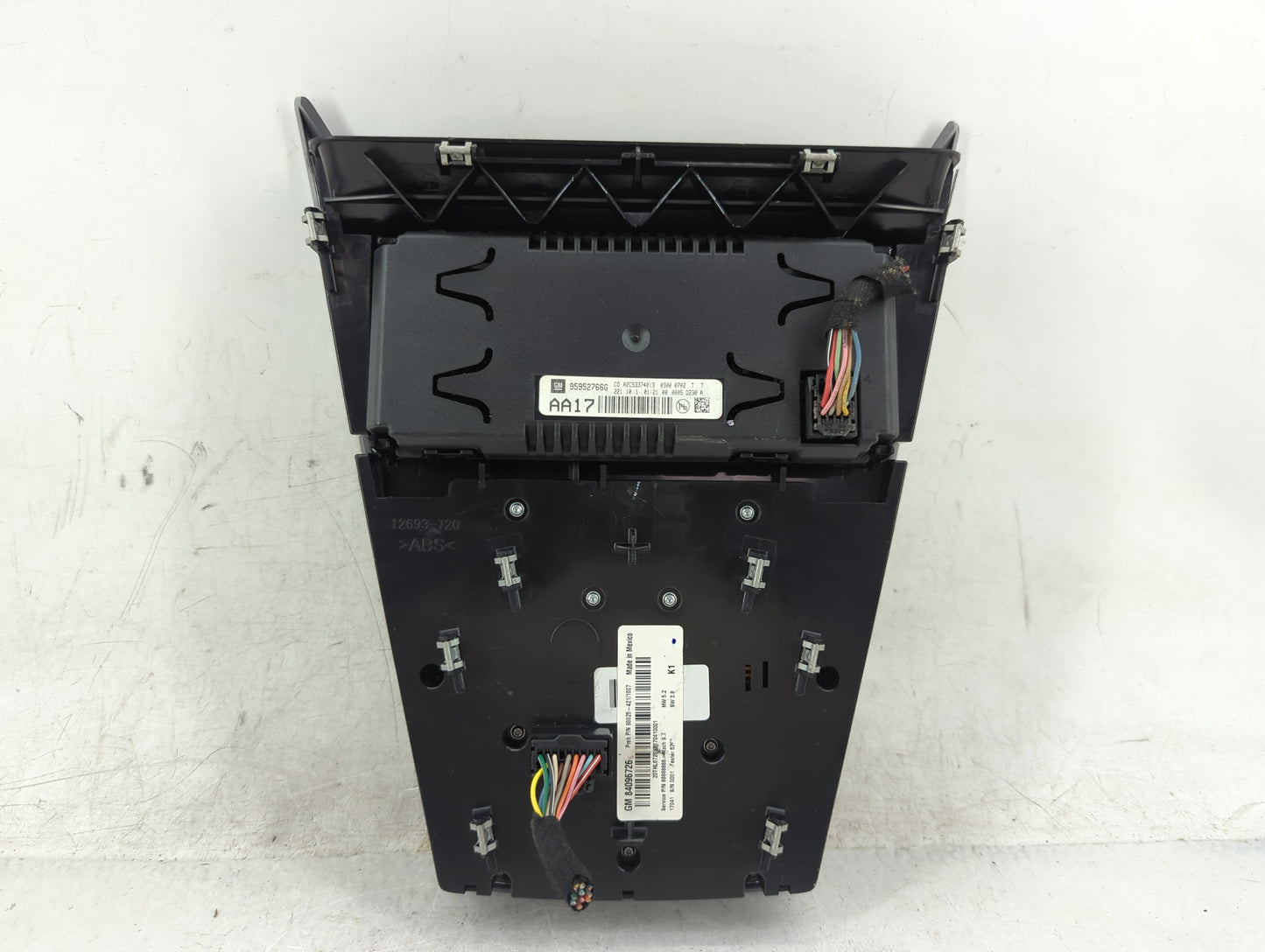 2010 Chevrolet Equinox Radio AM FM Cd Player Receiver Replacement P/N:95952766G 84096726 Fits Fits 2011 OEM Used Auto Parts