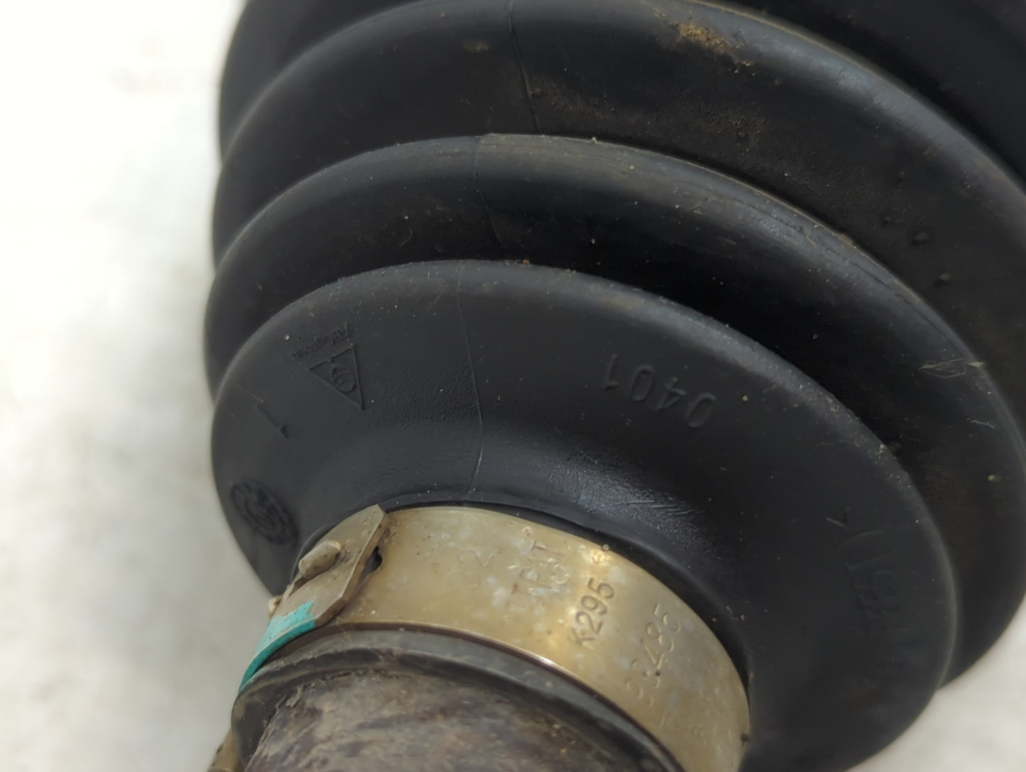 2010-2017 Chevrolet Equinox Axle Shaft Front Passenger Cv C/v - Oemusedautoparts1.com