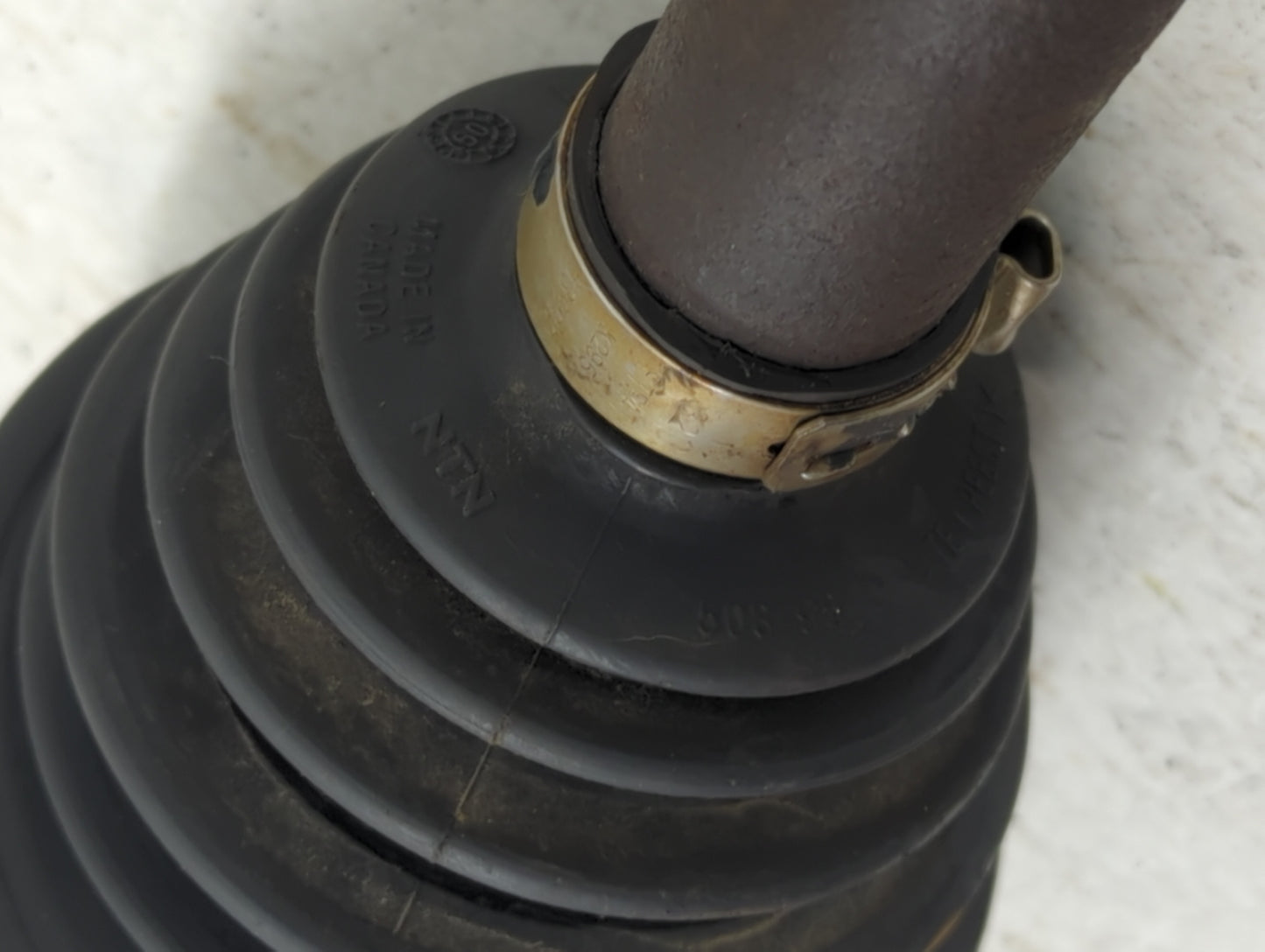 2010-2017 Chevrolet Equinox Axle Shaft Front Driver Cv C/v - Oemusedautoparts1.com