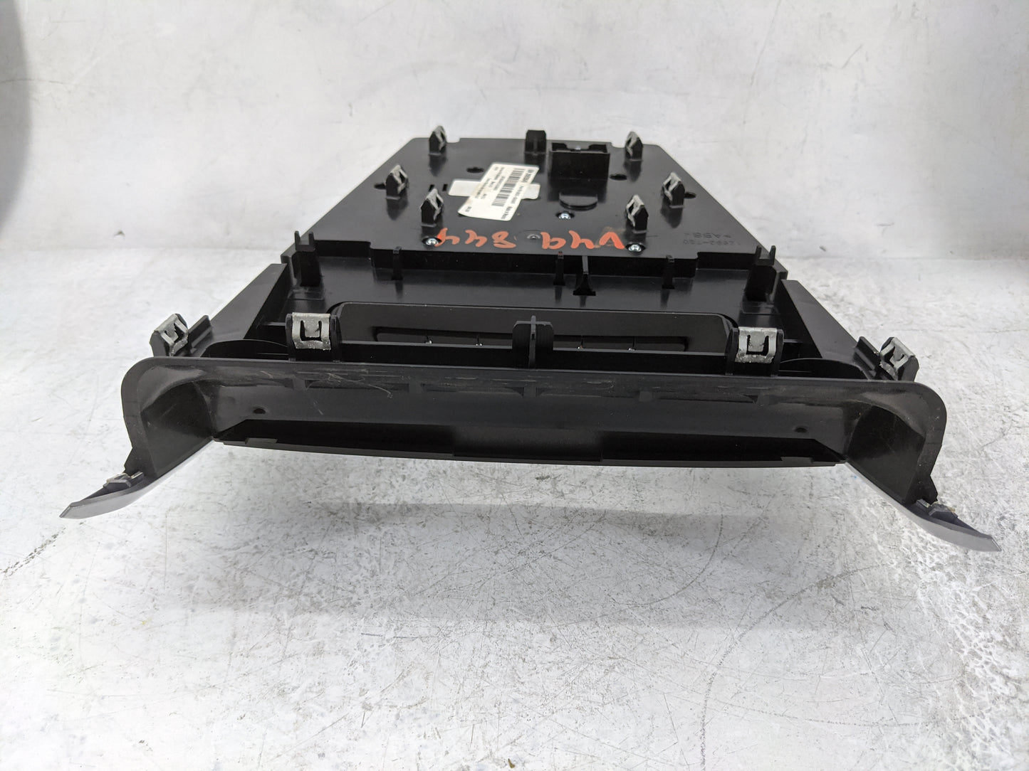 2011-2011 Chevrolet Equinox Radio Control Panel Silver - Oemusedautoparts1.com