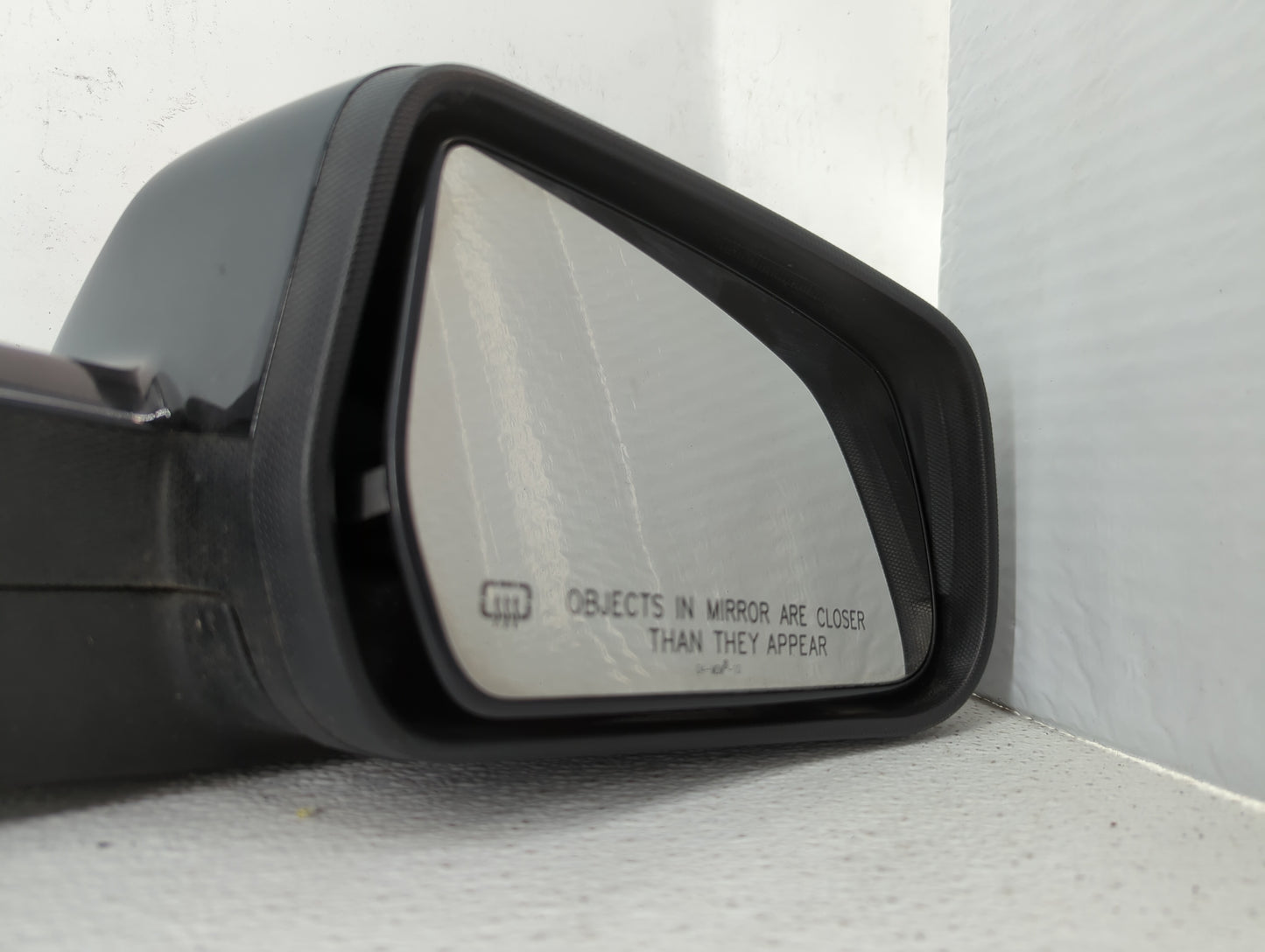 2010-2011 Chevrolet Equinox Passenger Side View Mirror - Right Door Mirror OEM Used - Oemusedautoparts1.com
