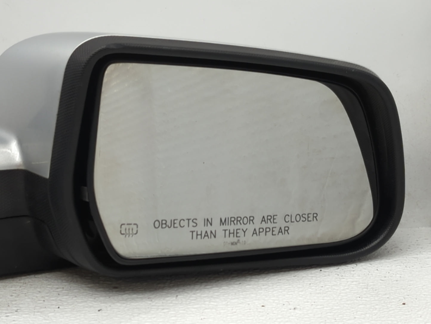 2010-2011 Chevrolet Equinox Passenger Side View Mirror - Right Door Mirror OEM Used - Oemusedautoparts1.com