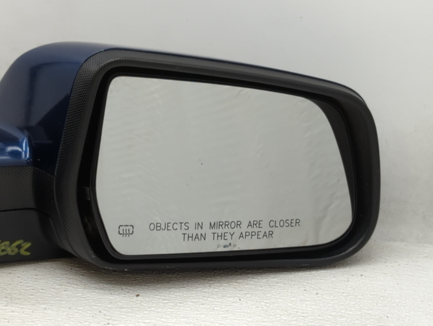 2010-2011 Chevrolet Equinox Passenger Side View Mirror - Right Door Mirror OEM Used - Oemusedautoparts1.com