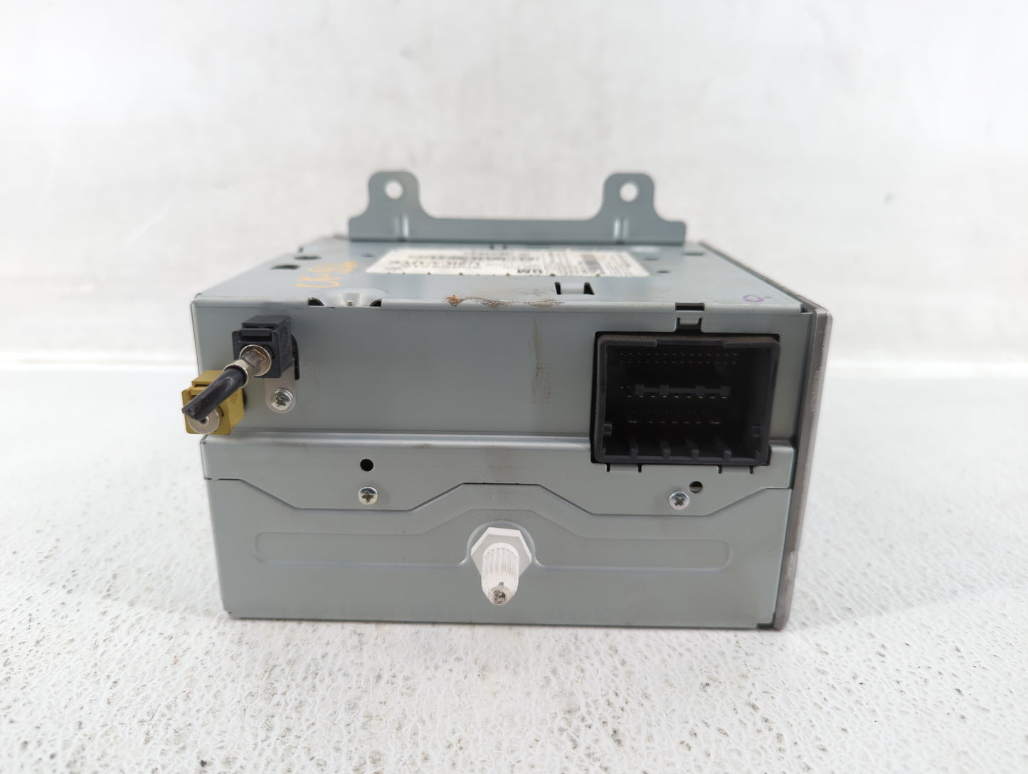 2010-2010 Chevrolet Equinox Am Fm Cd Player Radio Receiver - Oemusedautoparts1.com