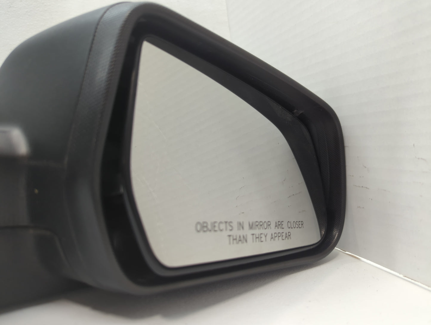 2010-2011 Chevrolet Equinox Passenger Side View Mirror - Right Door Mirror OEM Used - Oemusedautoparts1.com
