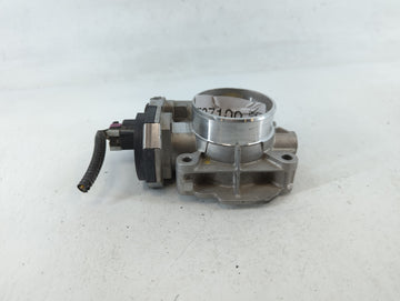 2010-2011 Chevrolet Equinox Throttle Body P/N:186AA5138 Fits Fits 2007 2008 2009 2010 2011 2012 OEM Used Auto Parts