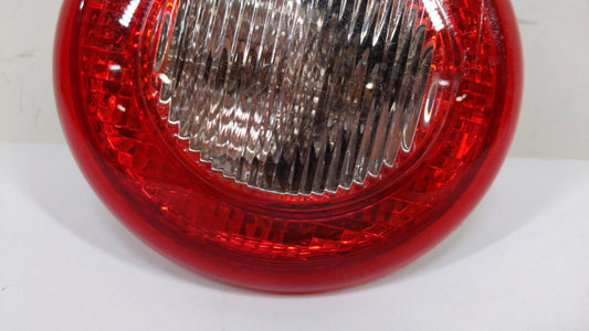 2006-2011 Chevrolet Hhr Tail Light Assembly Driver Left OEM P/N:20778528 15875485 Fits Fits 2006 2007 2008 2009 2010 2011 OEM Used Auto Parts